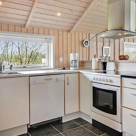 Holiday home Nice In W/ Wifi And 2 Bedrooms